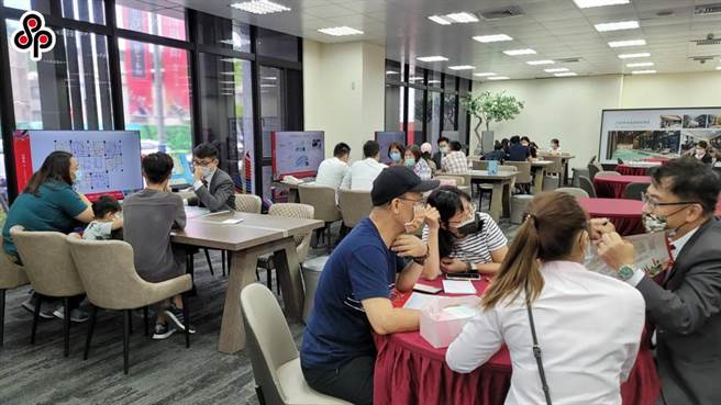 行政院消保处与金管会检查局 就日前预售屋履约担保机制的「不动产开发信托」、「价金信托」及「价金返还保证」办理专案查核。（报系资料照）