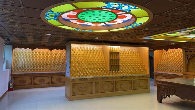 新北市中和纳骨堂使用率接近100％，民政局利用现有空间再规画增设2000个牌位，预计今年6月底完工，9月开放使用。（新北市民政局提供／叶书宏新北传真）