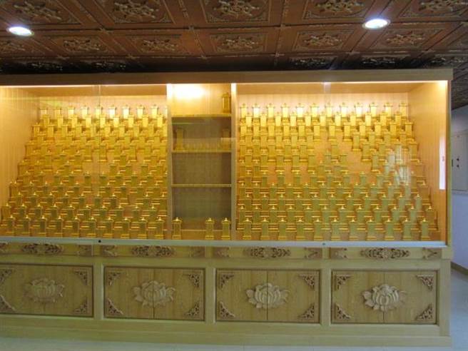 新北市中和纳骨堂使用率接近100％，民政局利用现有空间再规画增设2000个牌位，预计今年6月底完工，9月开放使用。（新北市民政局提供／叶书宏新北传真）