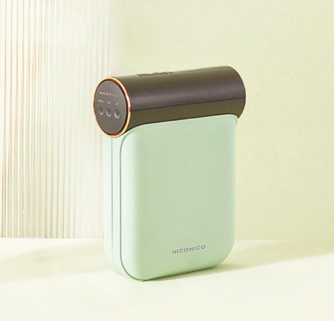 Global Mall屏东市店推荐生活工场的NICONICO美型折迭烘衣机，原价4280元，优惠价3280元。（Global Mall提供）