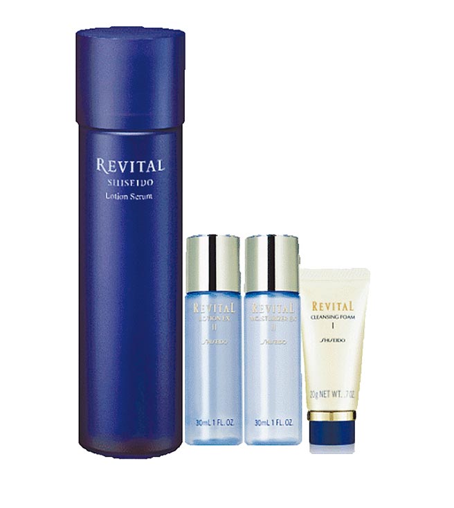 Global Mall新北中和店推荐资生堂的RE净焕经典组，原价3720元，优惠价2160元。（Global Mall提供）