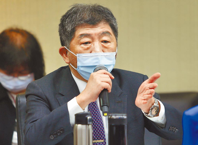 陈时中2日下午召开记者会，国内本土个案数又破百。（资料照）