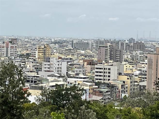 受户籍大量迁出国外影响，彰化县这个月恐跌破125万人口大关。（吴敏菁摄）