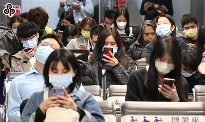 東南水泥近日接連傳出重大公安意外，昨天使雙鐵大誤點。（報系資料照）