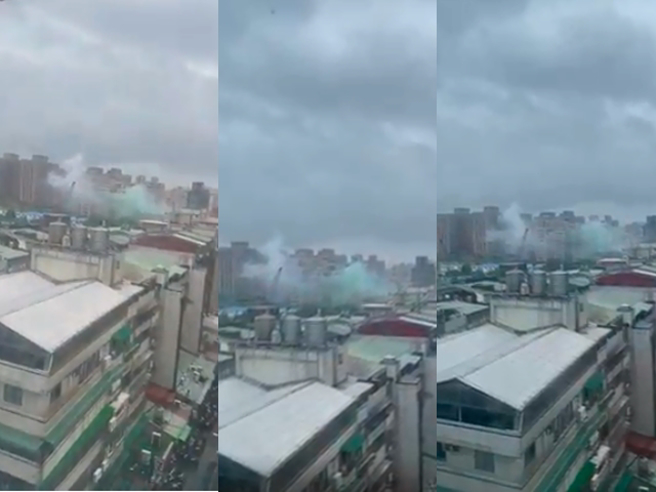 1名在台湾大学附近的民眾在今（2）下午3点50分听见巨响，也有网友发现某栋宿舍内部窜出阵阵「绿色浓烟」，拍下影片后引发讨论。（翻摄自脸书）
