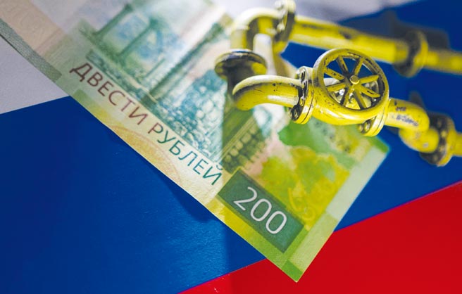 俄羅斯總統普丁周四簽署行政命令，對不友好國家下達最後通牒，揚言4月1日起這些國家須以盧布購買天然氣。圖／路透