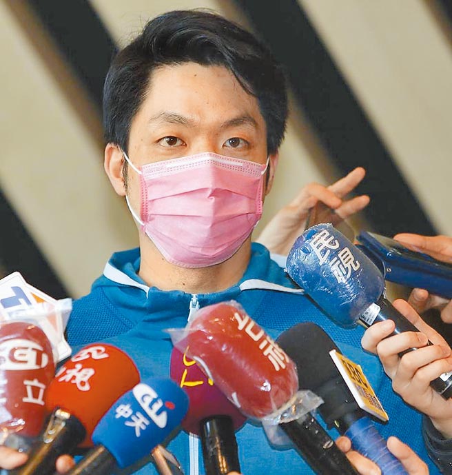 国民党立委蒋万安（见图）与台北市副市长黄珊珊隔空互杠。（本报资料照）