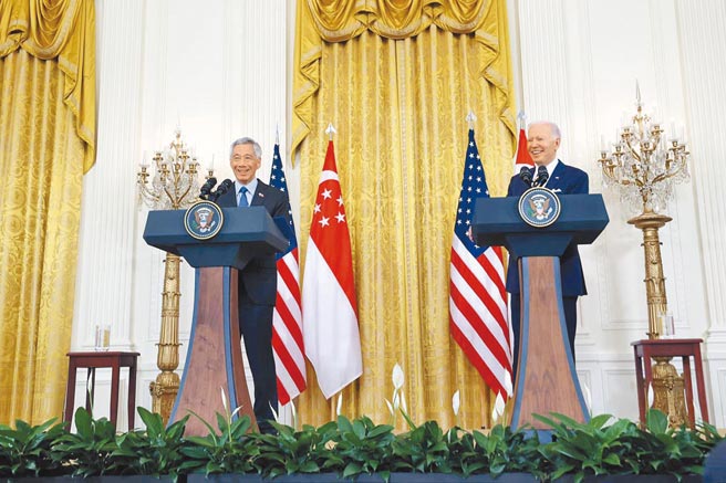 （摘自新加坡總理李顯龍臉書）