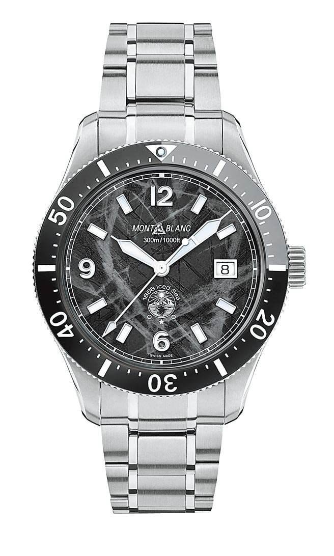 万宝龙1858系列Iced Sea日期显示自动腕表，黑面钢带款10万2000元。（Montblanc提供）