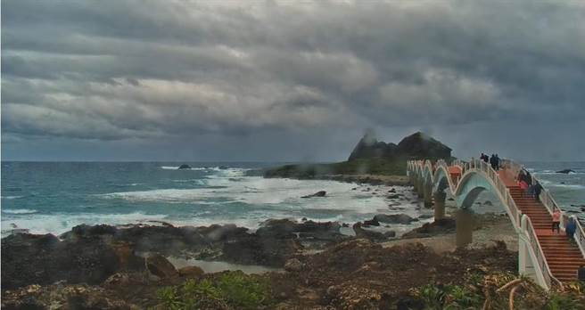 台东知名景点三仙台。（摘自三仙台即时影像）