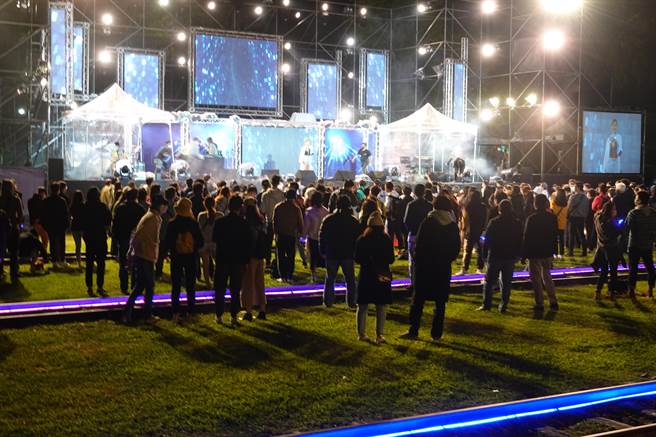 台東不夜山海電音季2日現場秩序良好。（蔡旻妤攝）