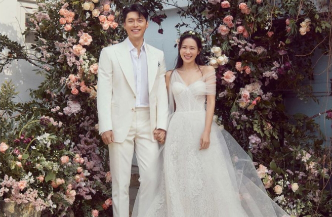 孫藝真與玄彬從戲裡愛到戲外，宣布結婚，感動無數粉絲。(vast.ent IG)