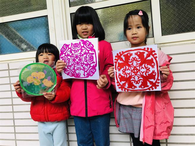 云林县水林乡黄金蝙蝠馆进行生态调查，盼厘清黄金蝙蝠减少原因。（张朝欣摄）