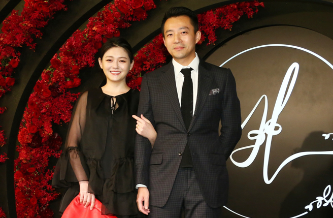 汪小菲被狗仔葛斯齐爆料离婚前带2女回家。（图／中时资料照）