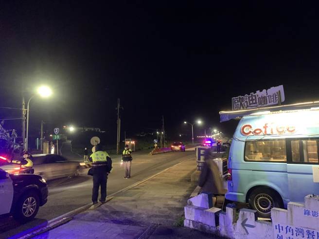 金山死亡车祸 咖啡车老板遭撞身亡。（翻摄画面）