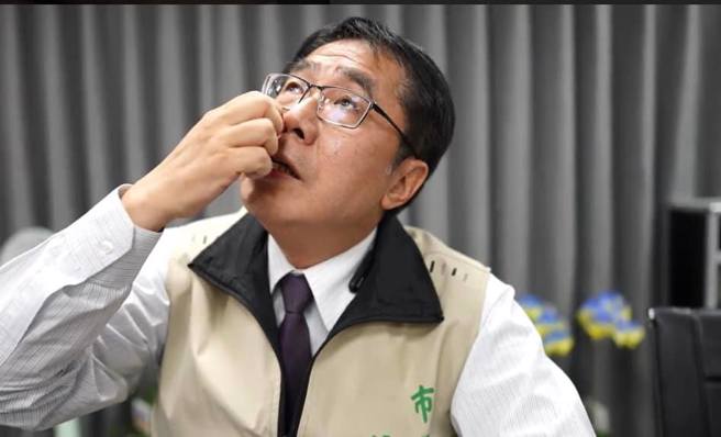 台南市长黄伟哲在脸书公布因与确诊者足迹重迭，将自我健康监测10天。（摘自黄伟哲脸书）