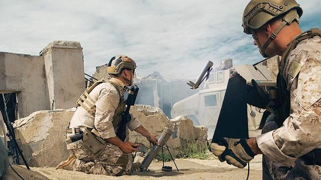 美方近期又对乌克兰增加了由以色列开发、被称为「巡飞弹」的弹簧刀自杀攻击式无人机，能自主搜寻目标并进行攻击。（图／AeroVironment, Inc.）