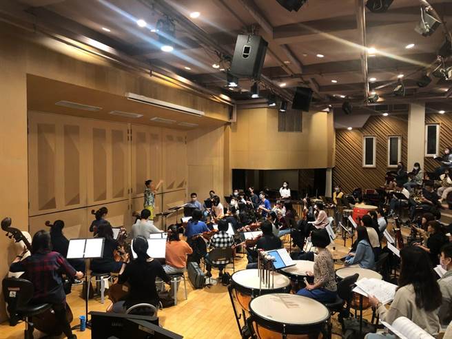 为纪念1949年「四六事件」，台湾师范大学音乐系将在明（6）日举办「未竟之梦」音乐会，作曲家萧庆瑜所谱写的交响诗《未竟之梦》也将首演，纪念这段歷史伤痛，也祈愿世界和平。（师大音乐系提供）