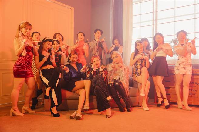 吕婕菲推出自制影片《华灯初上之潇洒小姐》。（声达娱乐提供）