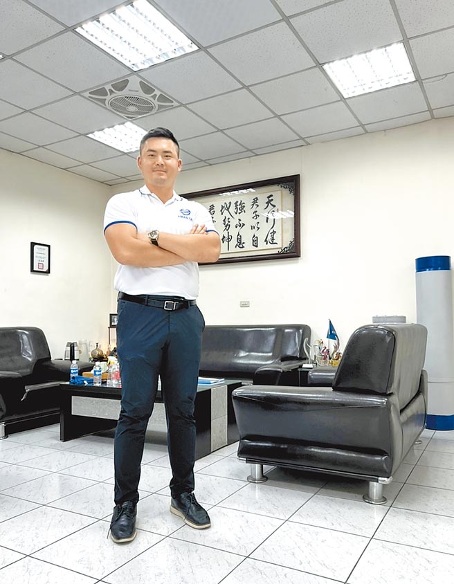 环台光电总经理李韦德推动台湾能源改革政策，并延续环台水泥57年来对品质的坚持。图／朱锦霞