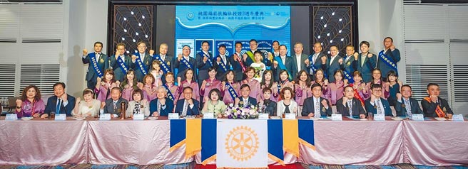 福崧扶轮社授证三周年庆典活动，现场来宾冠盖云集。　　　　图╱江富满
