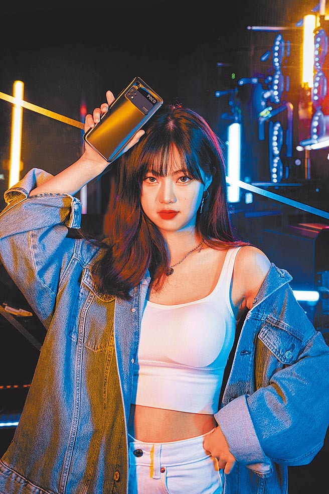 POCO M4 Pro 5G 4GB+64GB售价新台币5999元，最低入手价只要4690元。（POCO提供）