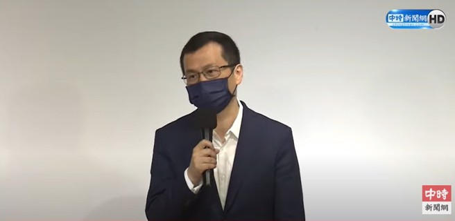 罗智强召开声明记者会。（取自中时新闻网直播）