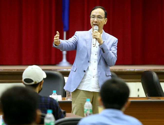 国民党主席朱立伦。（资料照/粘耿豪摄）