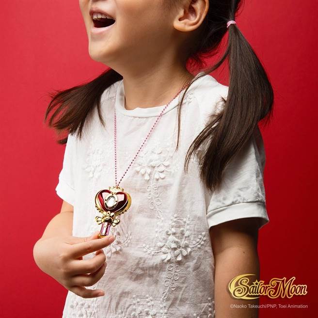 悠游卡公司即起再推出「美少女战士造型悠游卡-月光权杖爱心版」。（悠游卡公司提供）