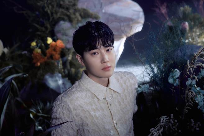 SUHO退伍才2個月就帶著新專輯《Grey Suit》回歸歌壇。（愛貝克思提供）