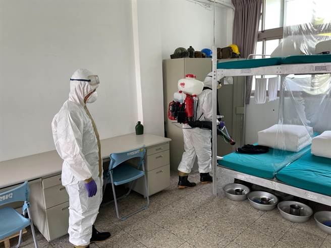 陆军第十军团101旅位于嘉义县崎顶的精忠营区，至6日为止已有7名新兵染疫确诊，5日已全面清消。（嘉义县政府提供∕吕妍庭嘉义传真）