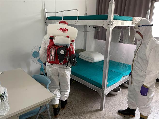 陸軍第十軍團101旅位於嘉義縣崎頂的精忠營區傳多人確診後，軍方已完成清消作業。（嘉義縣政府提供∕呂妍庭嘉義傳真）