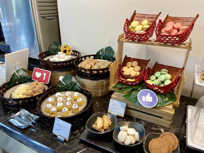 力麗威斯汀酒店加碼回饋給鄉親，即日起至6月30日，宜蘭縣民可享7折優惠，1位縣民更可攜伴9位非宜蘭縣縣民一同用餐，體驗1＋9的優惠。（吳佩蓉攝）