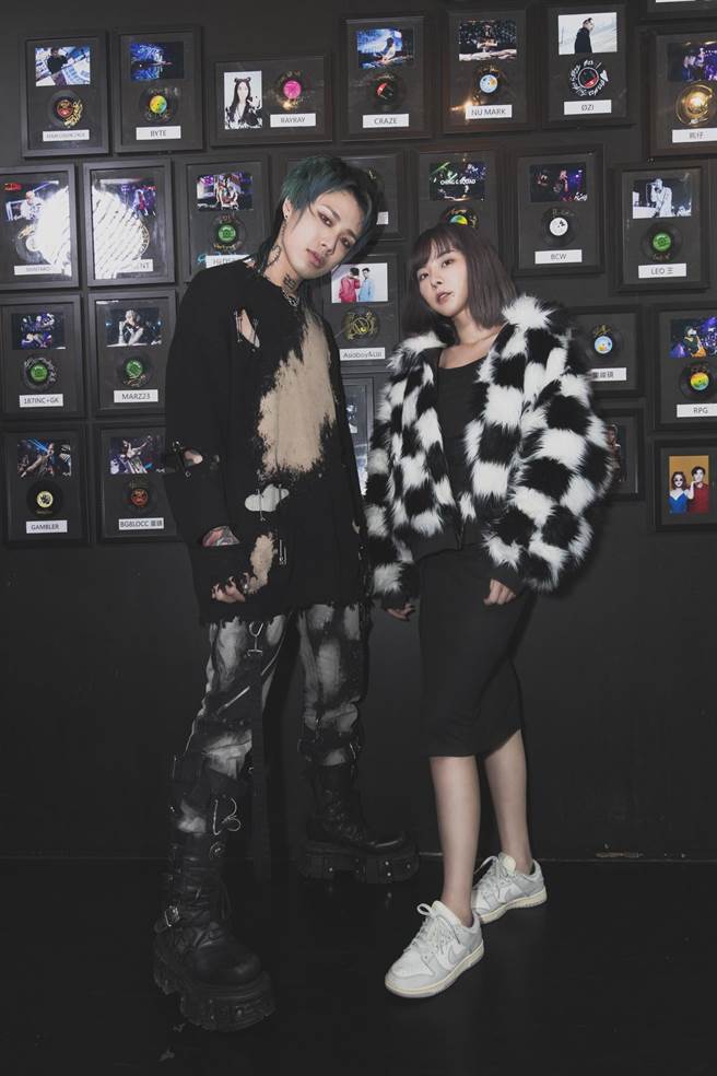 阿夜与YouTuber奎丁合作宣传出来面对音乐节(一步之遥演艺提供)