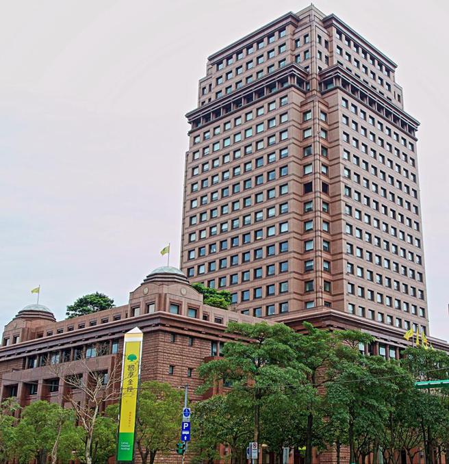 （國泰世華銀行分析市場今年三大難測風險，及如何用三招建立投資的防撞安全氣囊。圖／本報資料照片）