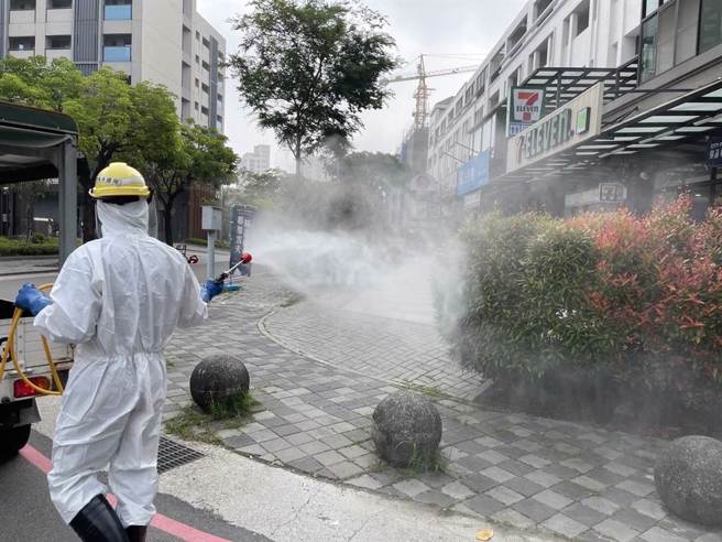 台南增5例 2科技厂员工确诊 麻豆5旬男与女乐手足迹重迭也确诊(曹婷婷台南传真)