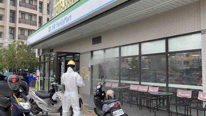 台南增5例 2科技厂员工确诊 麻豆5旬男与女乐手足迹重迭确诊(曹婷婷)