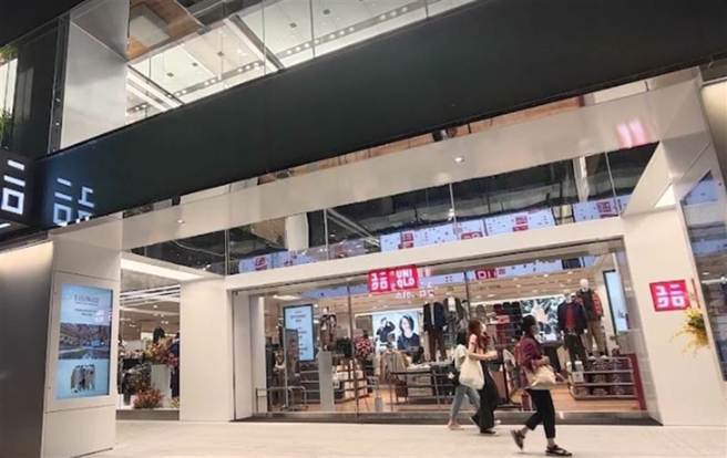 明曜百貨出現確診足跡。（圖／翻攝Google Maps）