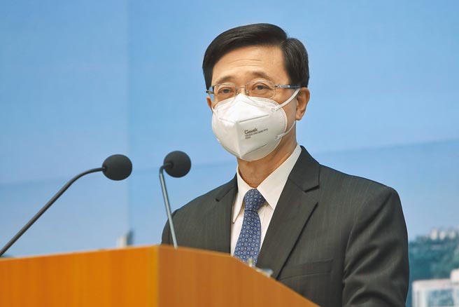 香港政务司长李家超辞职，宣布将投入特首选举。（中新社）