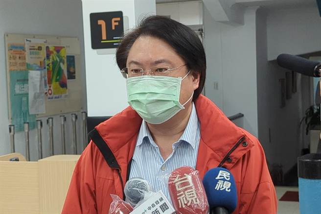 7日晚间惊传基隆城市博览会正讨论延期，8日上午市长林右昌接受访问说，下午3时将对外说明。（陈敬哲摄）