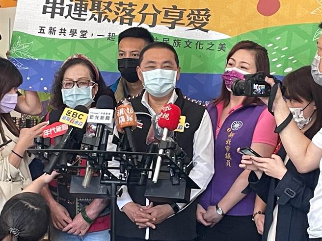 蔡总统与确诊家人用餐需隔离至4月14日，对此，新北市长侯友宜今（9日）表示，衷心的期盼总统跟她的家人都能够平平安安。（叶书宏摄）