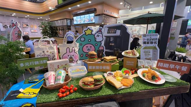 拉亚汉堡为高雄展创业族特别推出20万力挺双重送优惠专案。（柯宗纬摄）