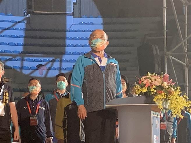 行政院长苏贞昌出席全国身心障碍国民运动会开幕活动，针对中正纪念堂转型问题，强调应大家讨论。(林欣仪摄)