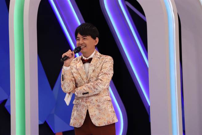 黃子佼主持的《一鳴驚人》明開播。（中天綜合台提供）