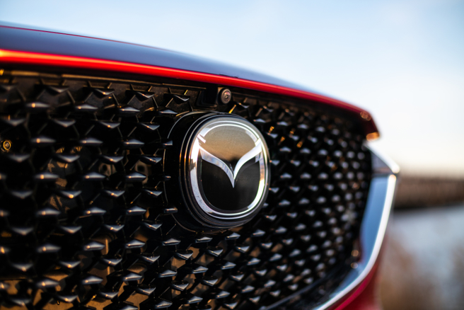 有網友好奇，都是日系車廠，為什麼TOYOTA叫豐田，但Mazda卻叫馬自達？（圖／Shutterstock）