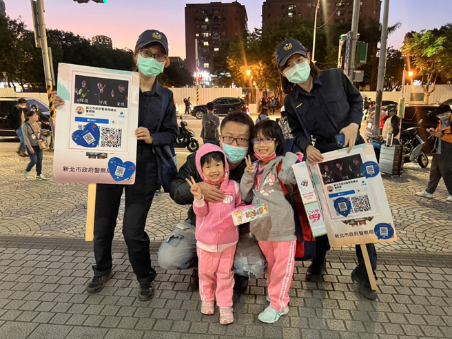 新北市妇幼警察队女警杨佳洁，大学念的是北教大教育学系，也曾在国小担任实习老师，为了保护妇女安全报考警察特考，让她一缘「守护妇幼」的从警梦。(新北市警妇幼队提供)