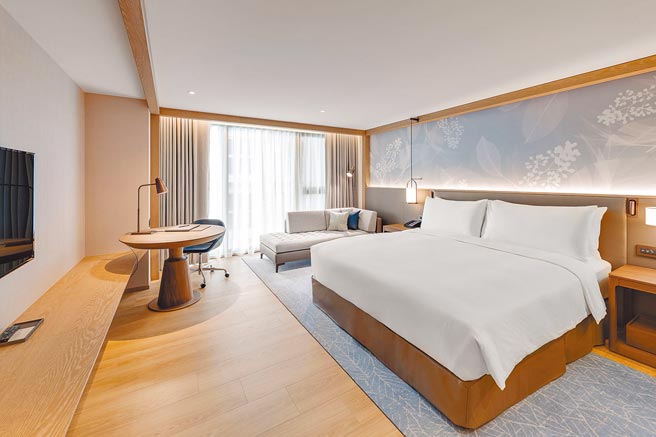 台北中山九昱希爾頓逸林酒店逸林客房。（台北中山九昱希爾頓逸林酒店提供）
