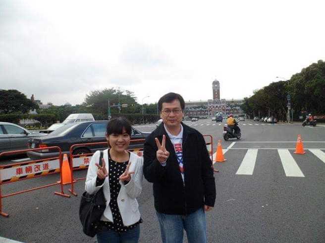 徐巧芯和羅智強的合照。（圖片摘自徐巧芯臉書）