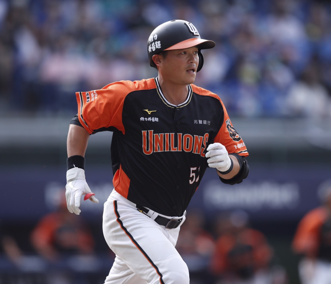 统一狮胡金龙。（陈怡诚摄）