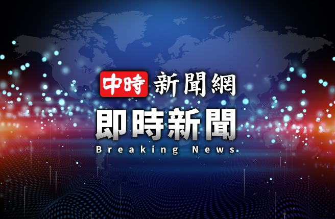 10日晚间台北桥附近往北约100公尺处淡水河面传有民眾落水。